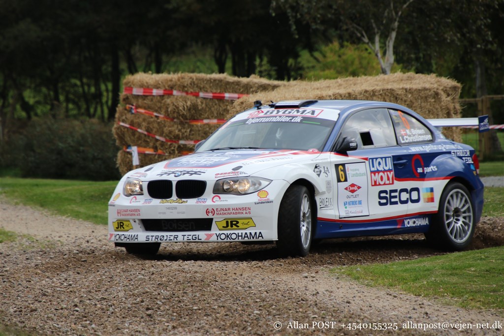 Kim Boisen og Louise Bang Christiansen kører for at forsvare føringen i Dansk Super Rally.